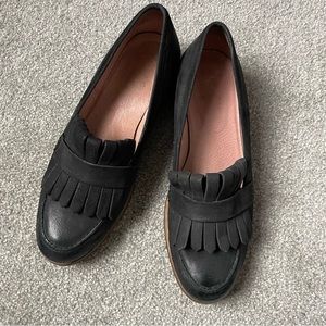 Seychelles Black Leather Loafers 8.5